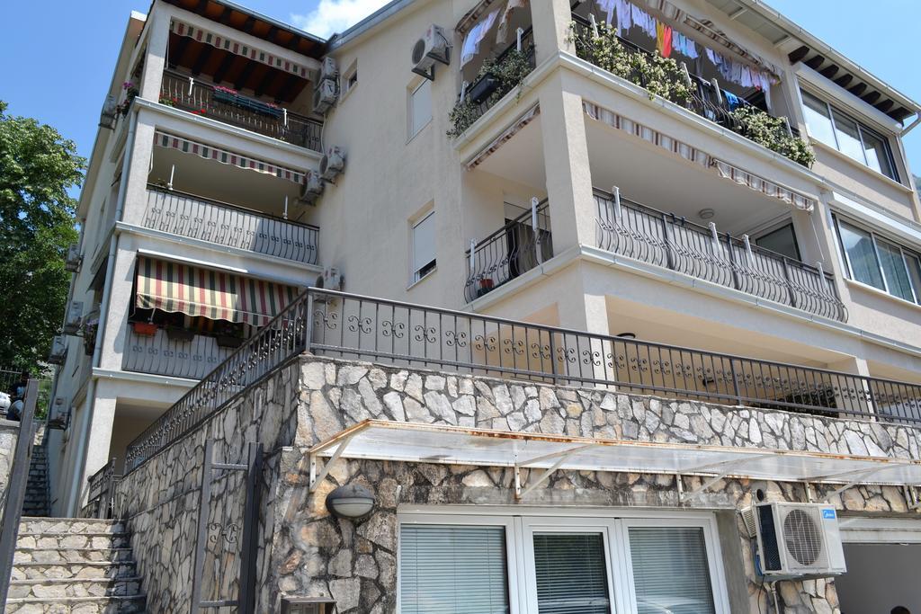 Apartments Villa Marta - Begovic Cattaro Esterno foto