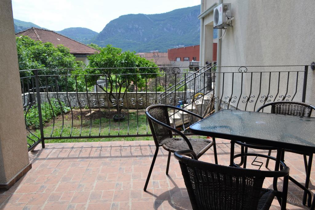 Apartments Villa Marta - Begovic Cattaro Esterno foto