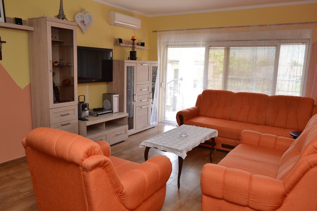 Apartments Villa Marta - Begovic Cattaro Esterno foto