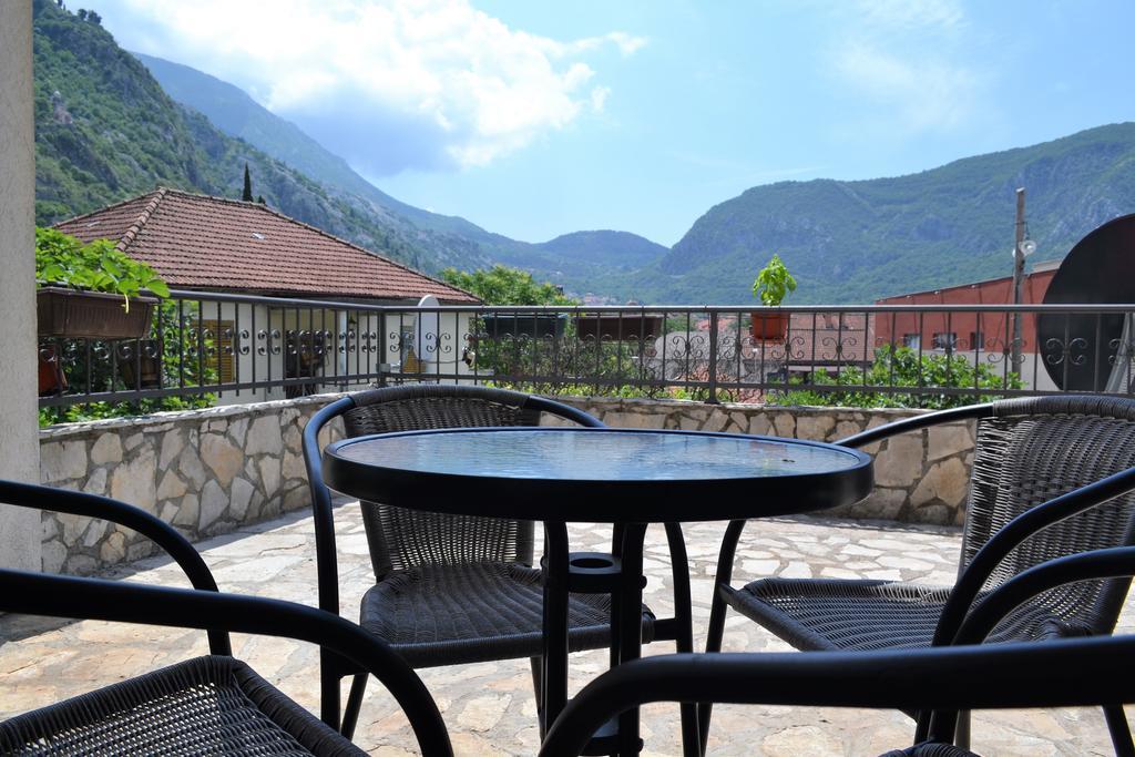 Apartments Villa Marta - Begovic Cattaro Esterno foto