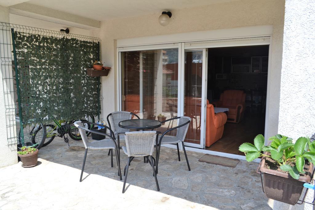 Apartments Villa Marta - Begovic Cattaro Esterno foto
