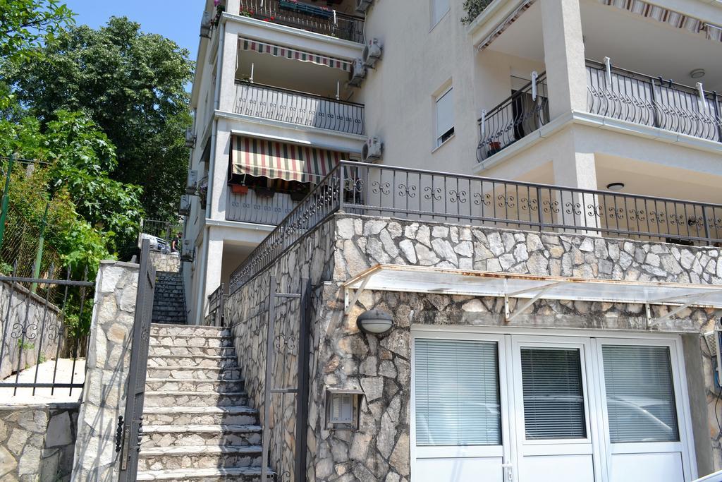 Apartments Villa Marta - Begovic Cattaro Esterno foto